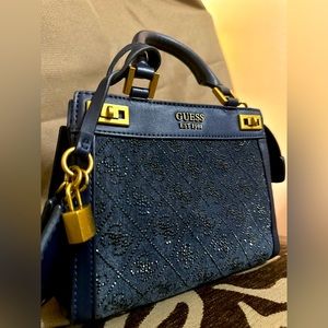 GUESS small shopper bag